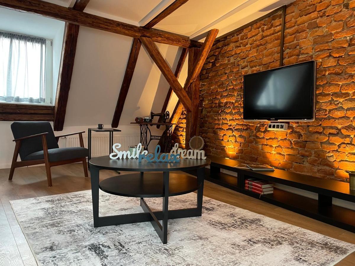 Grich Witch Apartment Загреб Екстер'єр фото