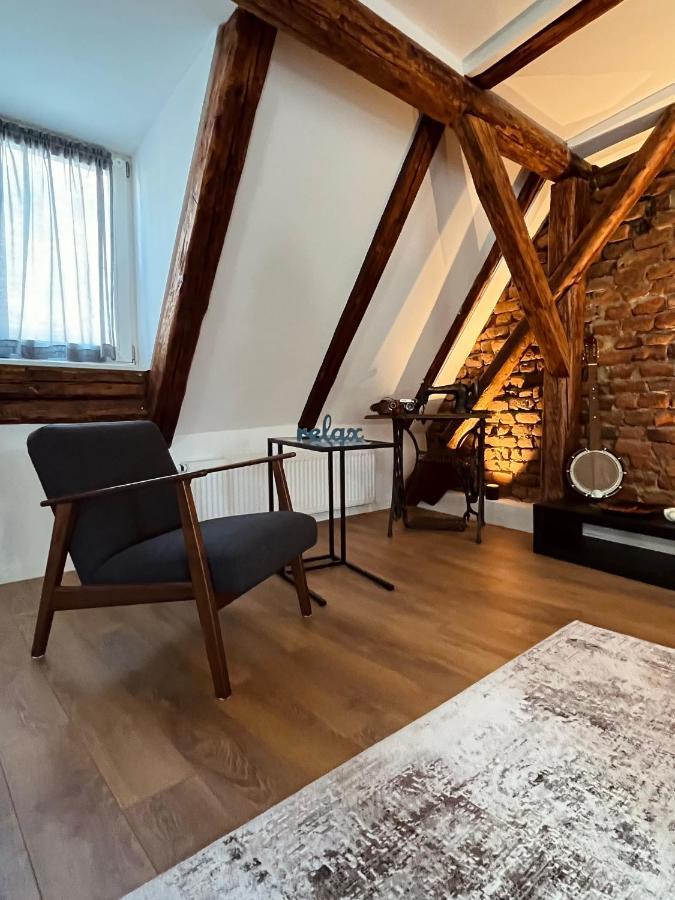 Grich Witch Apartment Загреб Екстер'єр фото